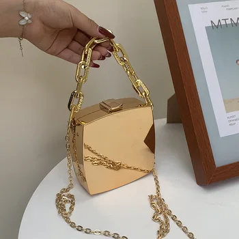 Дизайнерски златна чанта за червило, Жените луксозна вечерна дамска чанта, чанта за слушалки, акрилни портфейли на веригата във форма на бъчви, чанта през рамо